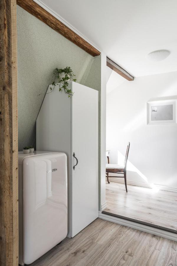 Newly Renovated Apartment In A Woodenhouse From 1910 In Martti! Turku Exterior foto